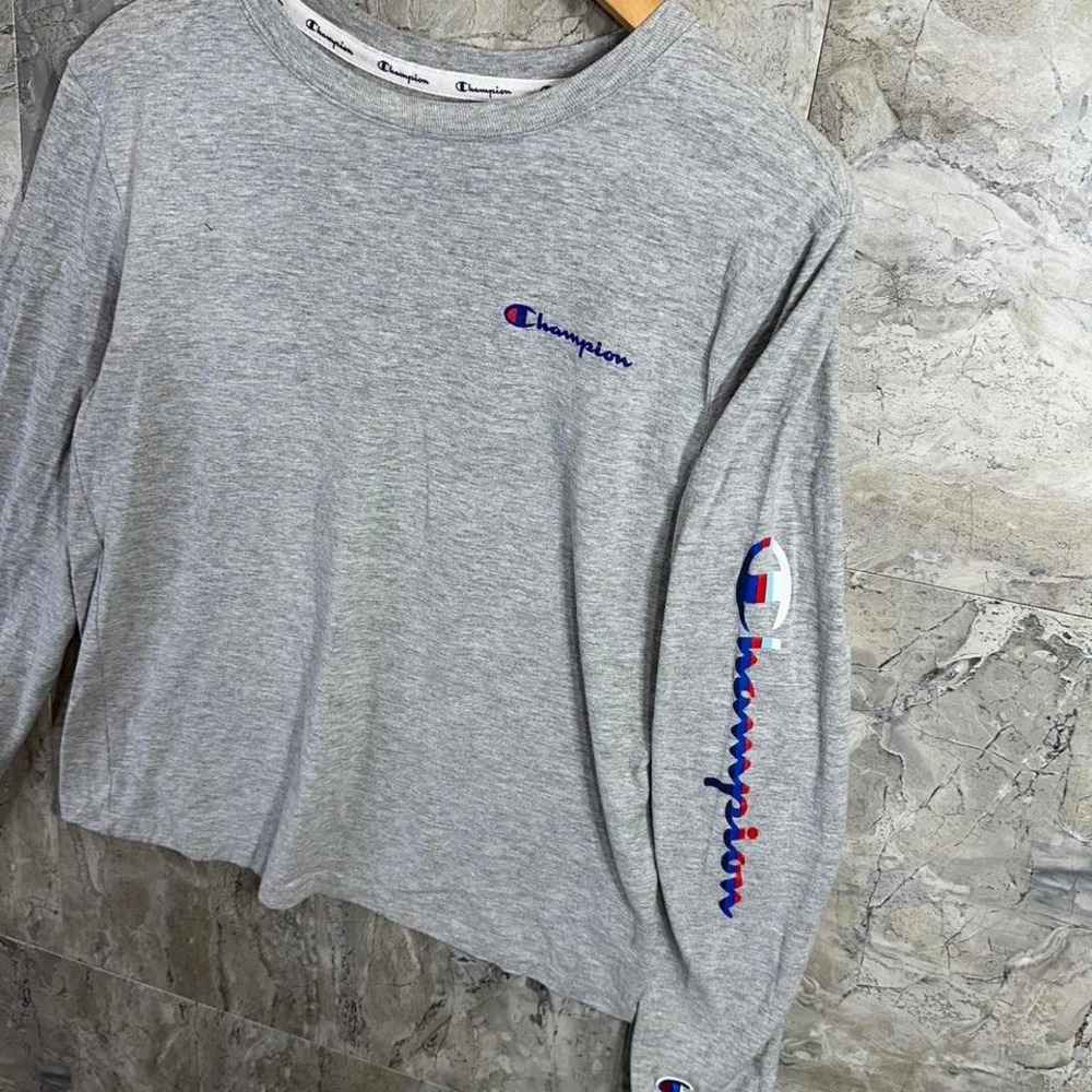 Champion grey long sleeve shirt with logo Size M #champion - Picture 2 of 6